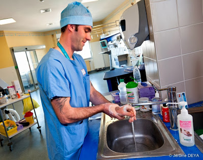Hygiène à l’hôpital : retour sur l’opération «mains propres» !