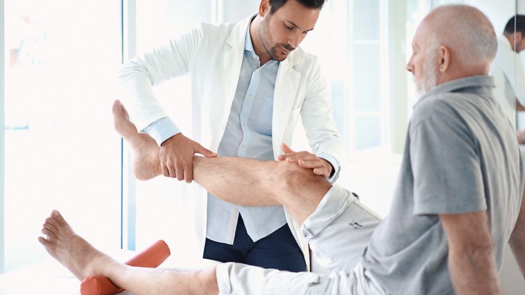 Quel est le rôle du kinésithérapeute qui exerce à l’hôpital dans la Fonction publique hospitalière ?
