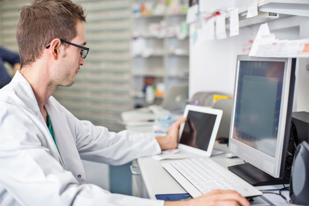 Avec les données dématérialisées, le métier de technicien d'information médicale prend de l'importance à l'hôpital