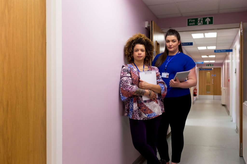 Assistant de service social à l’hôpital : un rôle de médiation et d’aide aux patients