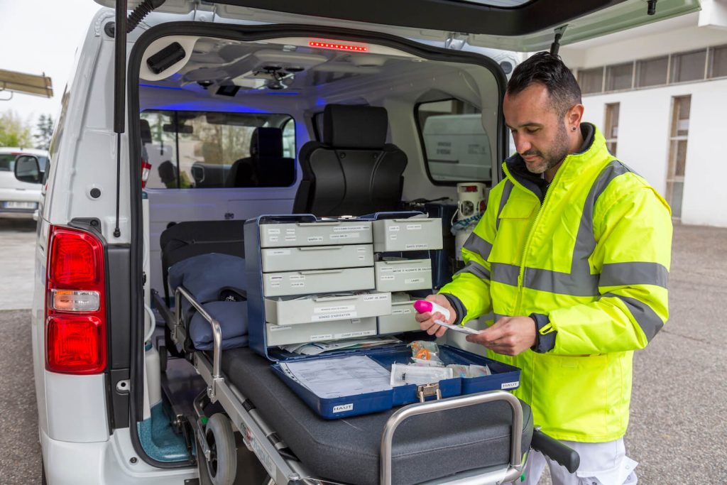 Comment devenir ambulancier hospitalier ?