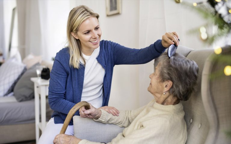 Socio-esthéticienne, orthoprothésiste, technicien biomédical : des métiers à découvrir !